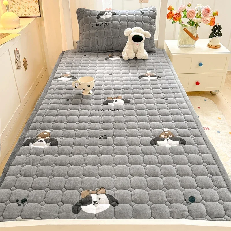 Cartoon Printed Warm Bed Mattr - Home Textiles Super Soft recensione e prezzo